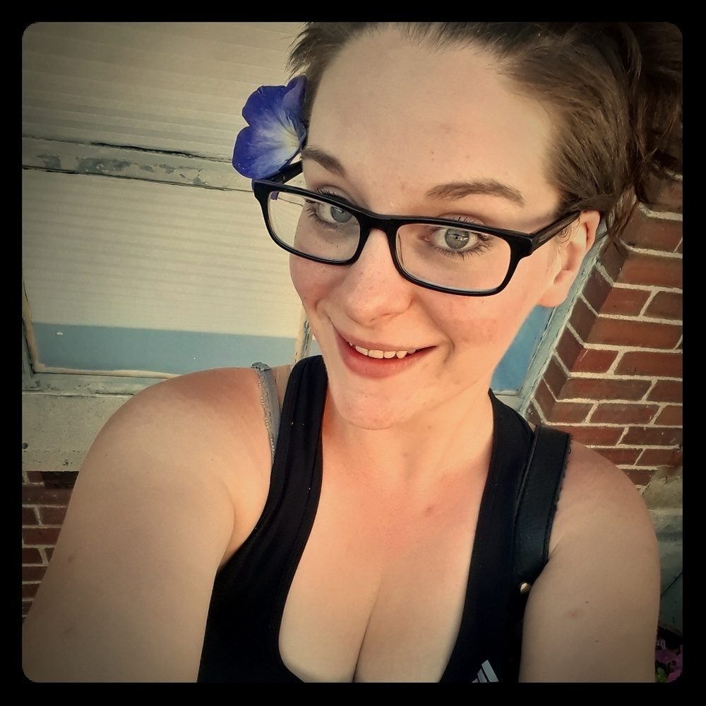Meet your Posher, Amanda